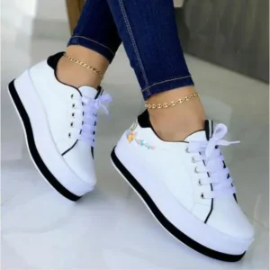 Rangolishoe Women'S Fashion Round Toe Thick Sole Shallow Lace-Up Casual Sneakers