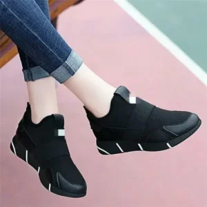 Rangolishoe Women Fashion Slip On Round-Toe Shoes