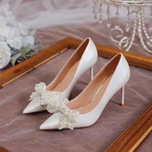 Rangolishoe Women Fashion Sexy Pointed Satin Pearl Pointed Toe Shoes