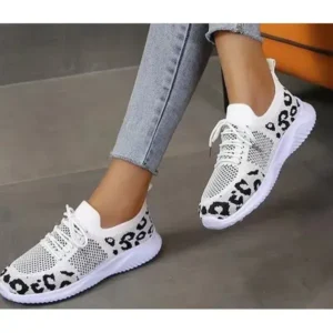 Rangolishoe Women Fashion Plus Size Spotted Mesh Breathable Round Toe Sneakers